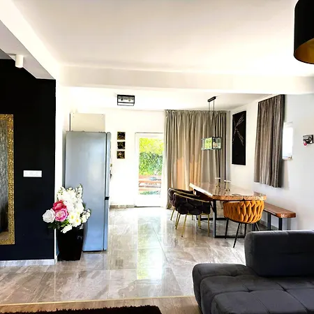 Klari Villa *