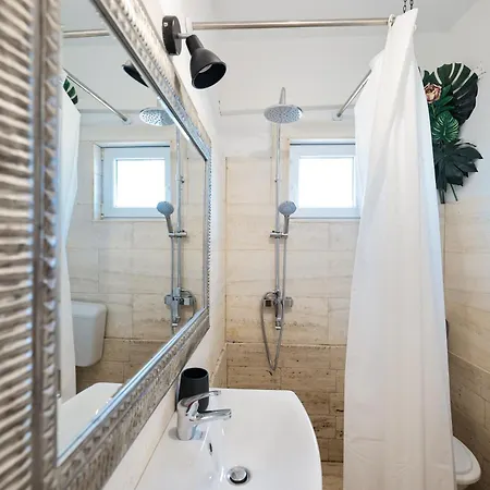 Klari 别墅 Podusje