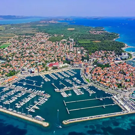 Klari 别墅 Podusje