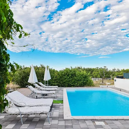 Klari Villa *